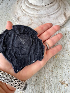 Best Manufacturer Custom Made Oem Service Embroidery Badges New Arrivals Wholesale Hand Design Twill Fabric Embroidery Badges - Product Image 4