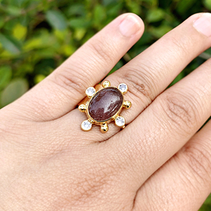 Bague élégante en laiton plaqué or 18 carats, design soleil, ajustable, en quartz cerise naturel avec accent CZ, bijou unisexe tendance. - Product Image 3