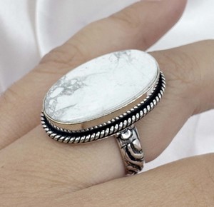 Natural White Howlite Oval <b>Silver</b> Plated <b>Ring</b> Handmade Statement Gemstone <b>Adjustable</b> Boho Fashion <b>Ring</b> for Women - Product Image 2