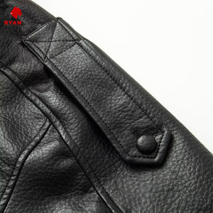 แจ็คเก็ตหนังผ้าเนื้อนุ่มสบาย ซิปปิดแบบสั่งทำพิเศษ ดีไซน์โดย Ryan Pro Gear พร้อมโลโก้สั่งทำพิเศษ สวมใส่สบายๆ - Product Image 6