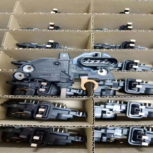 Регулятор 24 В для генератора переменного тока <span class=keywords><strong>BOSCH</strong></span>/MERCEDES-BENZ F00M144123/F00MA45253/0001542605/1501245/2TB903803A - Product Image 5