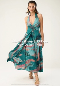 Robe longue de plage d'été fluide imprimée à col halter et dos smocké pour femme, assortiment varié - Product Image 3