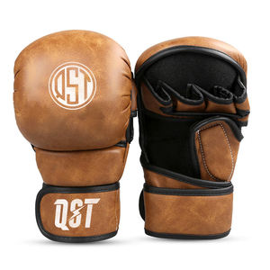 Ensemble de boxe en cuir véritable de haute qualité MMA Sparring Kickboxing Comprend des gants de boxe Protection de l'aine Protection de la tête QST INTERNATIONAL - Product Image 4