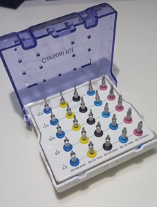 Juego de Fresas Quirúrgicas Dentales Cónicas con Puntas de Corte de Precisión y Estuche Organizador Esterilizable para Procedimientos Profesionales - Product Image 6