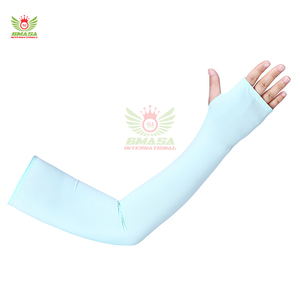 Manchons de refroidissement pour bras, protection solaire UV, accessoires de sport pour le basketball, en Spandex/Polyester, couleur et modèle personnalisables - Product Image 3