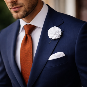 Épinglette élégante en alliage de zinc émaillé en forme de fleur pour hommes |   Boutonnière de mariage et broche de revers pour costume de marié |   Accessoire pour blazer formel - Product Image 2