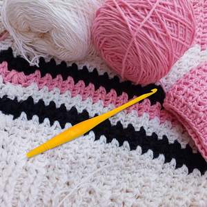 Ganchillo de Resina Ecológico Hecho a Mano, 3mm de Grosor, Personalizable, Ergonómico, 7 Pulgadas, Agarre Suave, Herramienta para Manualidades con Hilo - Product Image 6