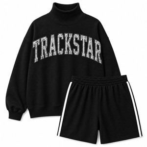 ชุดเสื้อสเวตเชิ้ตคอเต่าพิมพ์ลายโลโก้ Trackstar สำหรับผู้หญิง พร้อมกางเกงขาสั้น สไตล์ลำลองแนวสตรีทแวร์ รุ่น TS-SET-048 - Product Image 1