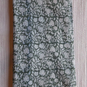 Tela de algodón transpirable personalizada con estampado de bloques por yarda para prendas, bolsos, ropa de cama, accesorios, rediseño, tela multiusos - Product Image 1