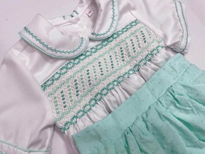 Conjunto de Vestido para Niñas, 100% Algodón Suave, Diseño Personalizado, Bordado e Impreso, ODM Disponible, Hecho en Vietnam, Vestido con Bordado a Mano - Product Image 4