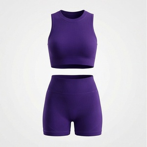 Ensemble sportif deux pièces côtelé pour femme : crop top sans manches et short taille haute, couleur unie, longueur au-dessus du genou - Product Image 1