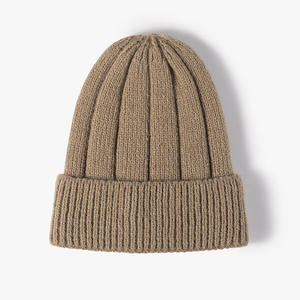 Bonnet en tricot jersey personnalisé, doux et décontracté, pour l'hiver – Fabricant de vêtements OEM, fournisseur en gros de couvre-chefs sous marque privée - Product Image 4