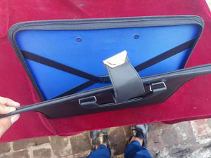 Estuche para Mandil Masónico Negro Liso de Alta Calidad, Hecho a Medida, con Logotipo Personalizado - Product Image 5