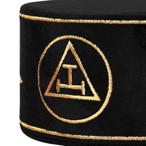 Gorra de Capitán del Arco Real con Bordado Negro y Dorado, 100% Poliéster, Estilo Europeo y Americano - Product Image 6