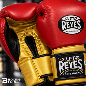 Guantes de Boxeo Profesionales Cleto Reyes Rojos y Dorados de Cuero con Cordones para Entrenamiento 14oz para Adultos Hechos en México - Product Image 3