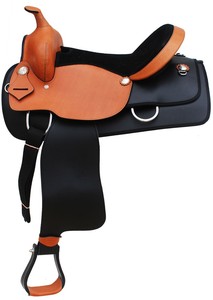 Selle de cheval en cuir western avec quincaillerie nickelée, couleur noir et brun - Product Image 2