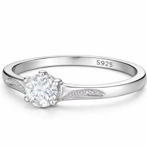 Anillo de Plata de Ley 925 con Circonita, Diseño Elegante y Sencillo, Chapado en Rodio, Estilo Oficina/Trabajo para Mujer - Product Image 1