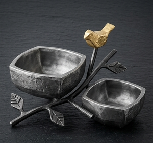 Ensemble de bols de service en métal faits à la main avec motif d'oiseau et de branche, plat à collation à 2 niveaux original - Product Image 1