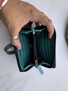 Nouvelle Pochette Mini Porte-Monnaie en Cuir Métallisé Tendance, Portefeuille Fin Élégant Couleur Turquoise avec Dragonne, Style Western Unisexe - Product Image 6