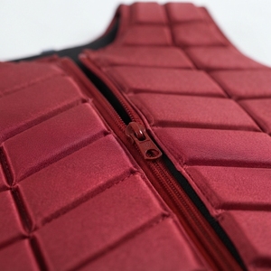 Chaleco Protector Acolchado para Equitación con Cierre Frontal de Cremallera y Cordones Laterales Ajustables para Deportes Ecuestres - Product Image 4