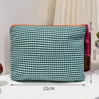 Tas Rias Kotak-kotak Klasik Portabel Sempurna untuk Penggunaan Saat Bepergian Tas Alat Tulis dengan Desain dan Penyimpanan yang Luas serta Warna-warna yang Menarik