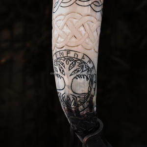Corne à boire Viking authentique, prête à l'expédition mondiale, en matériau organique écologique, faite à la main, imitation antique, taille personnalisée, pour la maison - Product Image 5