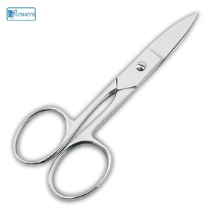 Ciseaux à ongles pour gauchers, lame droite, acier inoxydable, pointe aiguisée pour le soin des ongles - Product Image 1