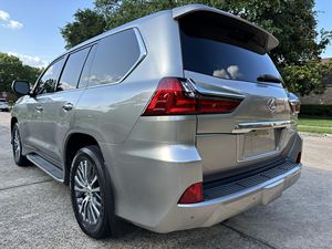 L X 570 d'occasion en bon état, modèle 2019 - Product Image 6