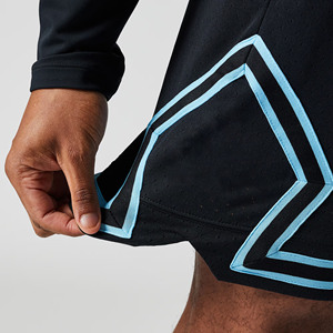 Shorts de sport pour hommes personnalisés haut de gamme en maille respirante, séchage rapide, athlétiques, pour la gym, la course et l'entraînement, écologiques, anti-plis, taille élastique - Product Image 5