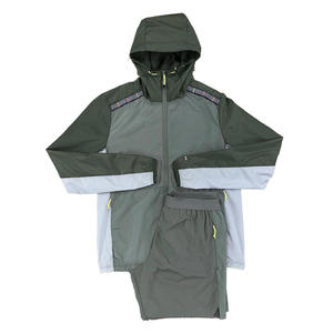 ชุดเสื้อผ้าผู้ชายสำหรับฤดูร้อนแบบสองชิ้น ชุดวอร์มซิป โพลีเอสเตอร์ เสื้อแจ็คเก็ตกันลมและกางเกงจ็อกเกอร์ ชุดแจ็คเก็ตสั้นและกางเกงขาสั้น - Product Image 1