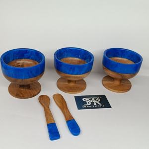 Tazón de Postre de Madera Pulida Premium con Acento de Resina Azul y Cuchara, Ecológico y de Lujo para el Hogar, Cocina, Restaurante o Regalo - Product Image 3