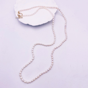 Collier haut de gamme automne-hiver avec perles d'eau douce, design unique, boucle OT, chaîne de pull simple, élégante extension - Product Image 4