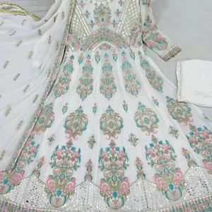 2022 vente chaude pakistanaise indienne en mousseline de soie Maxi robe lourde multi-fils travail soie Salwar Kameez fête porter fantaisie numéro de modèle - Product Image 1