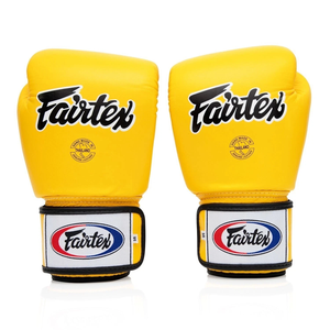 Gants de boxe Muay Thai Fairtex personnalisés en cuir de vache véritable jaune, respirants, légers, avec fermeture auto-agrippante et évacuation de l'humidité - Product Image 2