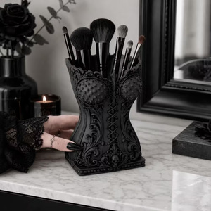 Soporte para Brochas de Maquillaje con Diseño de Corsé Gótico Impreso en 3D, Portaplumas Estilo Victoriano Vintage, Organizador Decorativo para Tocador, Almacenamiento para Escritorio - Product Image 1