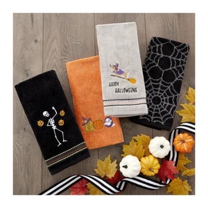 Vente en gros de torchon de cuisine actif 100% coton ultra absorbant tendance Halloween squelette brodé personnalisé nouveau minimaliste réutilisable - Product Image 1