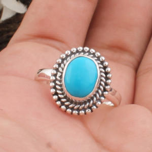 Bague Solitaire Classique Bohème Faite à la Main en Argent Sterling 925 avec Turquoise Sertie Clos, Certifiée Jaipur, Unisexe, pour Mariage et Fête - Product Image 3