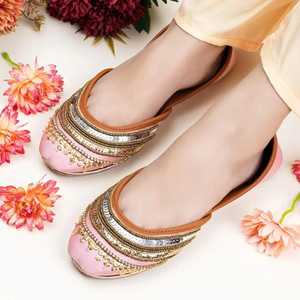 Wholesale Price Hand Embroidered Summer Women's Sequined Anti-Slip Floral Pattern Comfortable Flat Pumps Khussa Shoes For Ladies - Product Image 6
