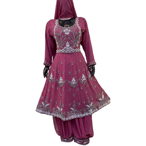 Ensemble Kurti/Frock en Georgette rose FAMUCAAS brodé à la main en Afghanistan, avec bas de robe Salwar Afghani, pour mariage ou fête. - Product Image 1