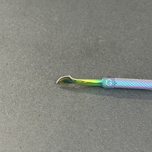 Pousse-cuticules double embout en acier inoxydable, couleur arc-en-ciel, instrument de manucure, réutilisable, conception à double tête - Product Image 4