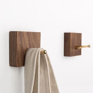 Accessoire mural décoratif haut de gamme pour la maison, patère murale en bois, patère murale en métal, crochet utilitaire, gain de place - Product Image 1