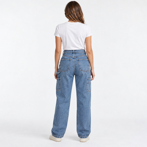 Jeans de Mezclilla para Mujer, Cintura Alta, Corte Relajado, Estilo Carpintero, con Bolsillos Utilitarios, Lavado Medio, Logotipo Bordado, Estilo Hip Hop, Marca Privada OEM - Product Image 2