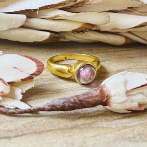 2026 Fashionable Vintage Style Brass <b>Ring</b> Amethyst 18k Gold Plated Classic Dainty <b>Ring</b> For Women <b>Statement</b> <b>Ring</b> For Wholesale - Product Image 3