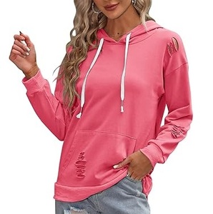 Sudadera con capucha de alta calidad, personalizada, de algodón French Terry de alto gramaje, con corte desgastado, oversize, con lavado ácido y rasgaduras, para niñas - Product Image 4