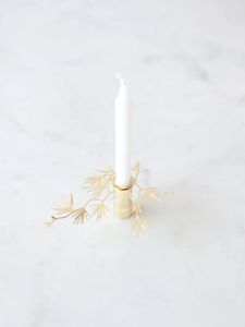 Porte-bougie en feuille d'or avec base en verre résistant à la chaleur pour la décoration de la maison - Product Image 3