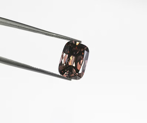 Diamant CVD de laboratoire marron fantaisie taille coussin, provenance ancienne mine, 4.18 CT 11.40 X 8.10 MM, certifié IGI, pour la fabrication de bijoux, OM GEMS - Product Image 5