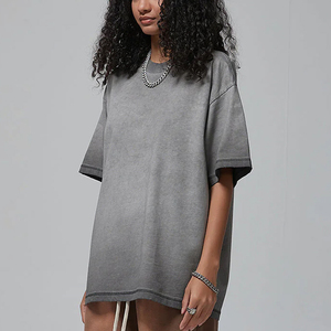 Manufacturer Custom High Quality Women 300gsm Gray Distressed Acid Washed Blank Cropped Boxy <b>t</b> Shirt - Product Image 3