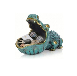 Cendrier design chat, robuste, en cuivre et laiton, coupe-vent, portable, en métal, chat Maneki japonais pour la décoration intérieure - Product Image 3