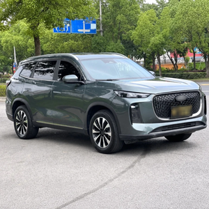 Voitures SUV à essence Chery Tiggo 8 PLUS 2023, 17736 km parcourus, 1.6T 197 ch 7DCT FWD, vente en gros de voitures d'occasion auprès d'un fournisseur chinois - Product Image 2