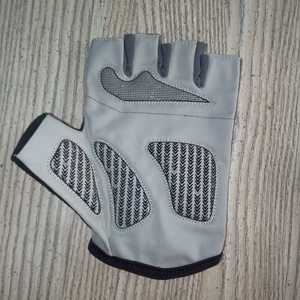 NOUVEAU Gants de cyclisme sportifs en polyester, demi-doigts, respirants, séchage rapide, légers, antidérapants, durables, unisexes, pour VTT, vélo, gym, Dot - Product Image 3